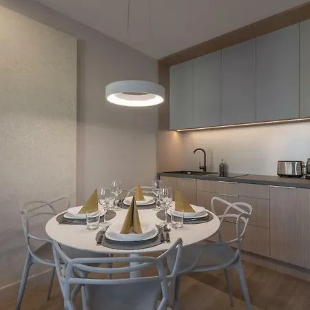 Ambria Rose Apartament *