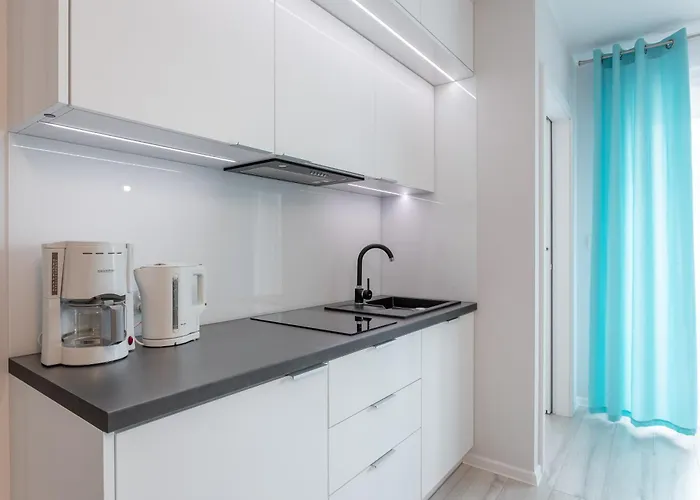 Ambria Rose シフィノウイシチェ